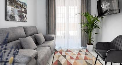 Apartamentos Casa del Arco de 2 a 6 Personas