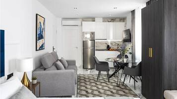 Apartamento, 1 habitación | Comedor