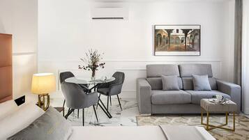 Apartment, 1 Bedroom | Living room