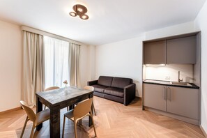 Suite de lujo, balcón | Wifi gratis