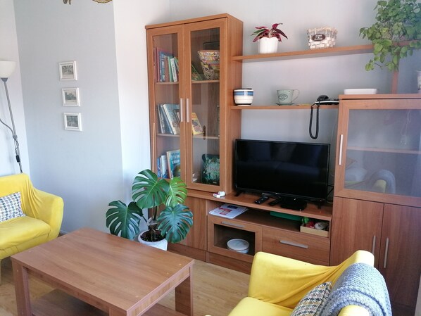 Smart TV - MARIA'S GARDENS (Gijón)