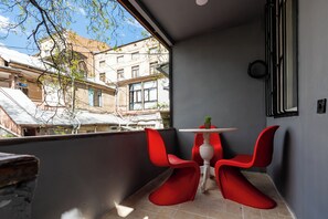 Luxury House, 4 Bedrooms, Balcony | Terrace/patio