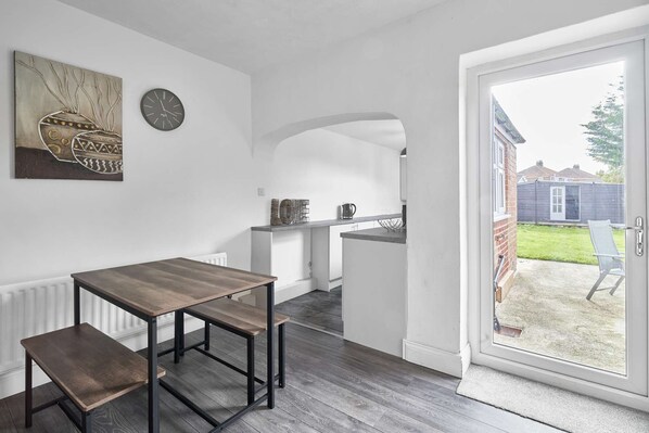 تناول الطعام