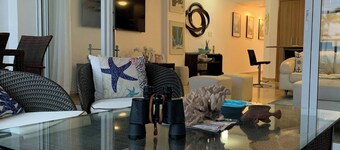 Beachfront Apartment Marbella, Juandolio