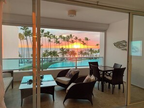 Apartment, 2 Bedrooms, Balcony, Pool View | Balcony