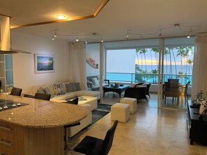 Apartment, 2 Bedrooms, Balcony, Pool View | Lounge