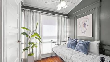 2 bedrooms, free WiFi