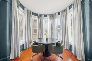 Dining - Coquina Room | Team Joseph Ellen (St. Augustine)