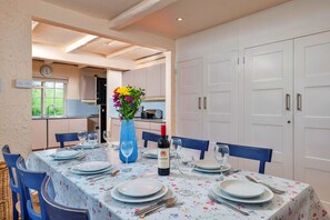 تناول الطعام