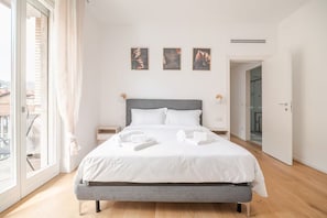 Habitacions insonoritzades, planxa i posts de planxar i wifi gratuïta