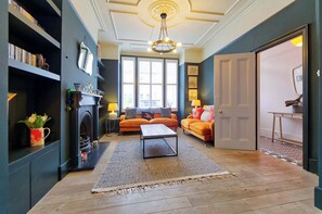 Interior - 4 Bedroom House, Barnes (London)