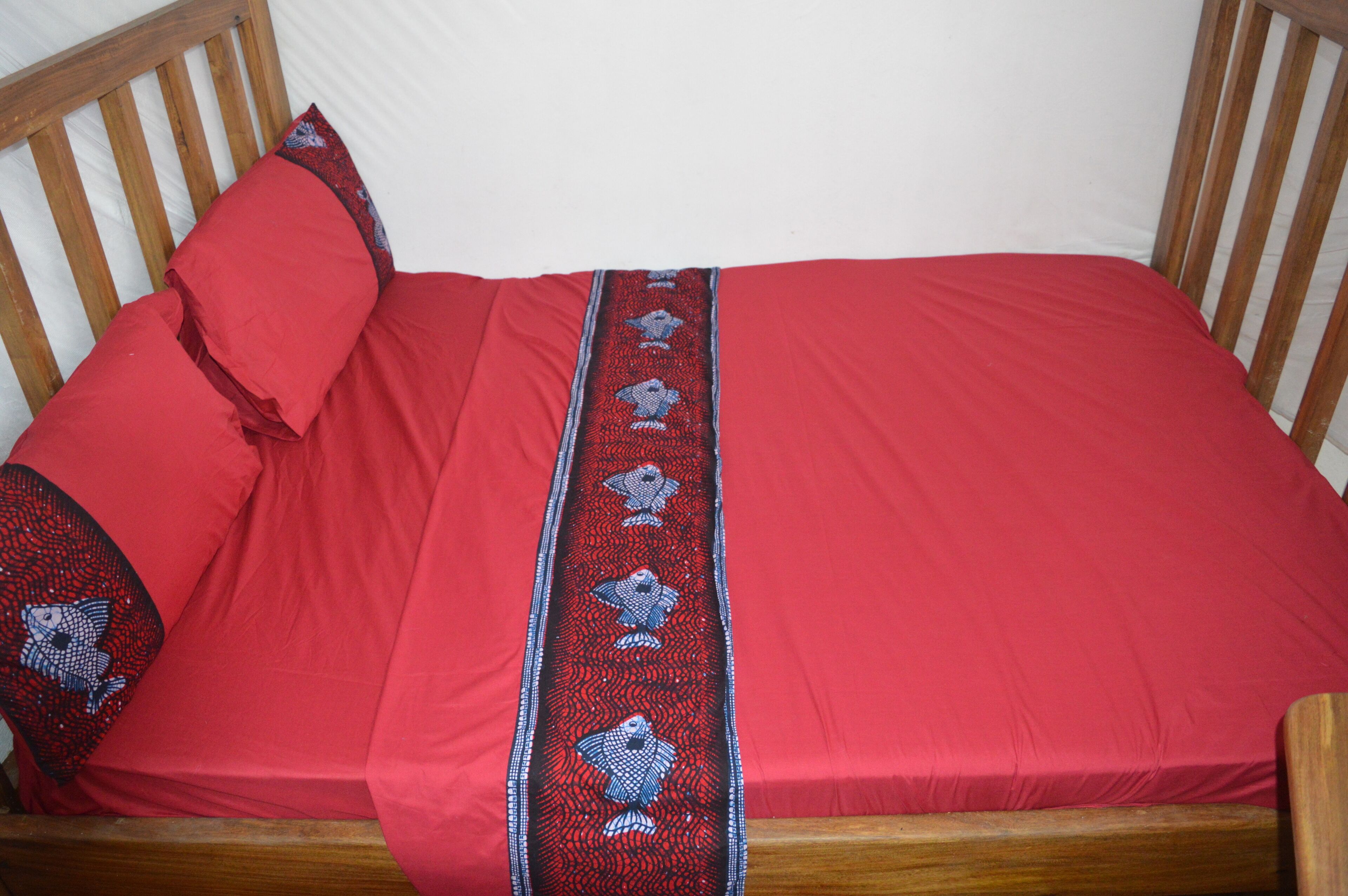 3 bedrooms, WiFi, bed sheets