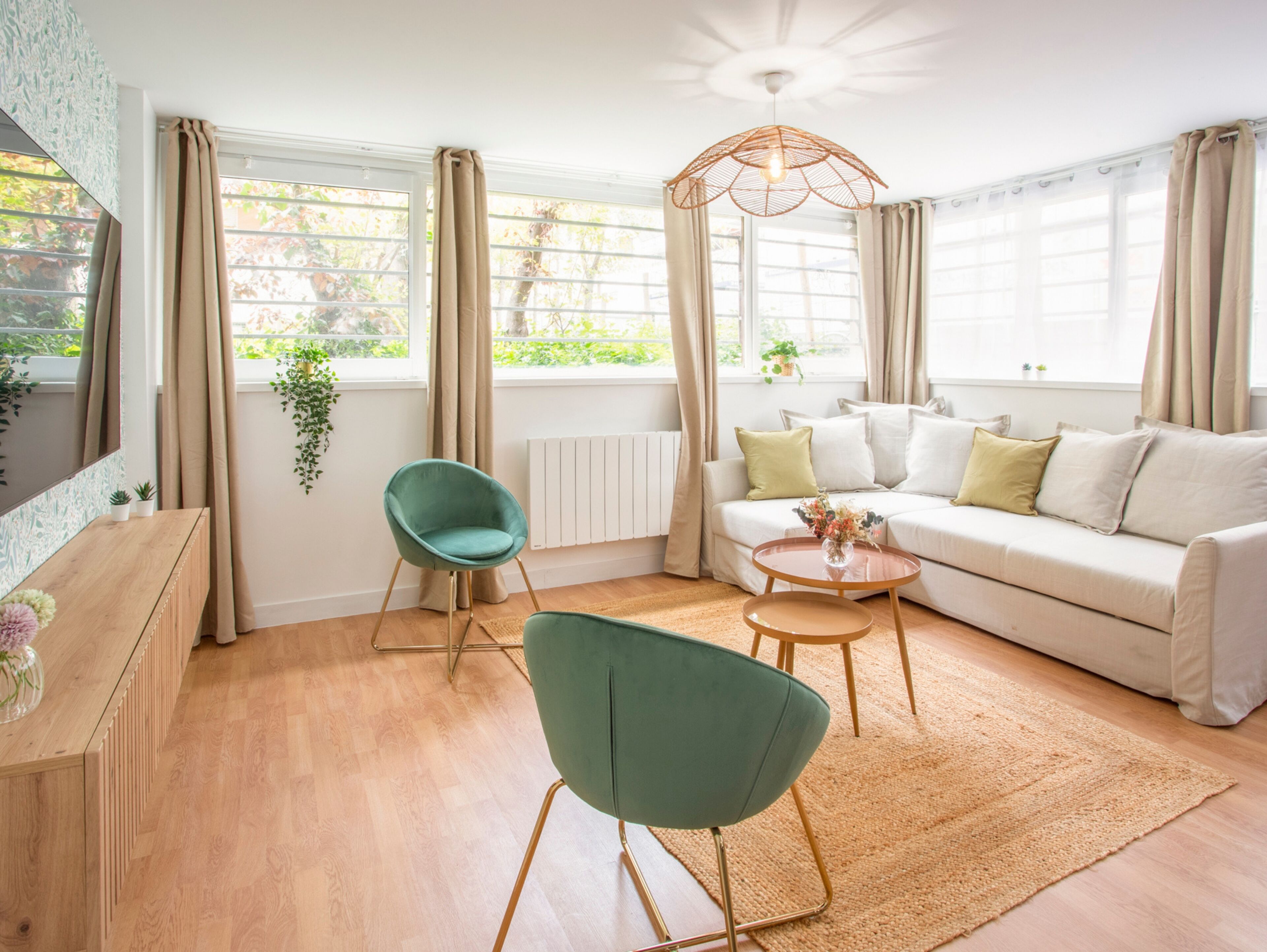 32-Zoll-Smart-TV mit Kabelempfang, Netflix, Streaming-Dienste