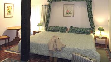 9 Schlafzimmer, Bügeleisen/Bügelbrett, WLAN, Bettwäsche