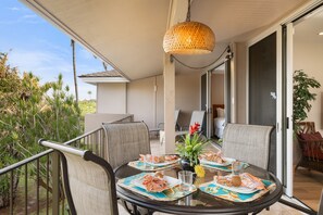 تناول الطعام بالخارج