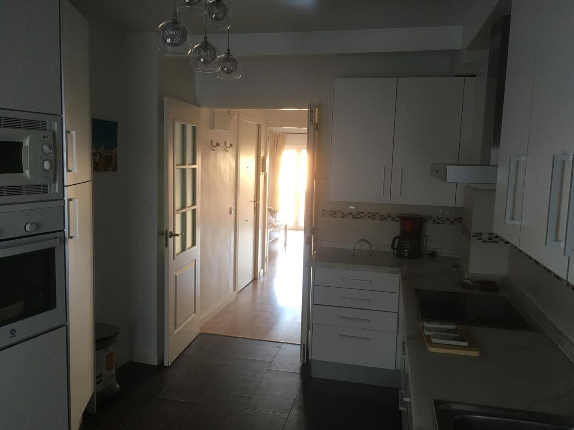 Réfrigérateur, micro-ondes, four, lave-vaisselle