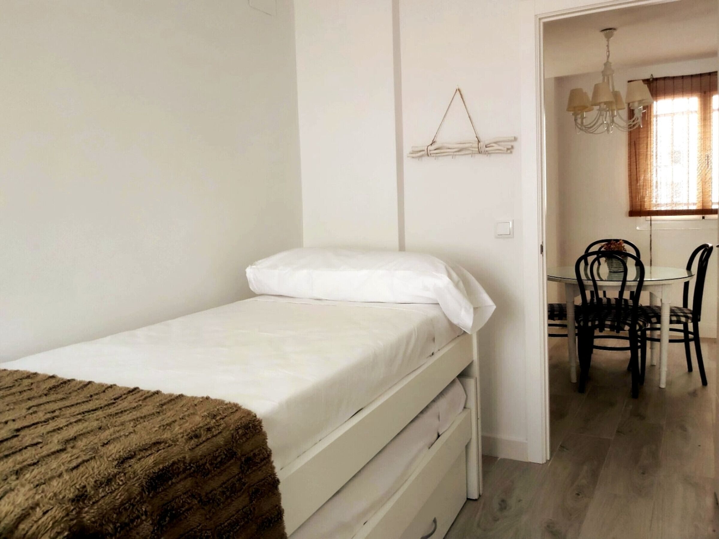 3 habitaciones y wifi gratis 