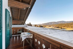 Property grounds - Apartment "Kompatscherhof Moritz" with Mountain View, Balcony and Wi-Fi (Kastelruth)