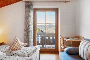 1 室のベッドルーム、WiFi、ベッドシーツ