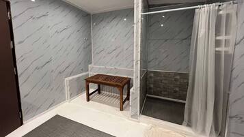Room, 1 Bedroom, Accessible, Smoking | Interior