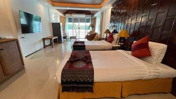 Room, 1 Bedroom, Accessible, Smoking | 1 bedroom