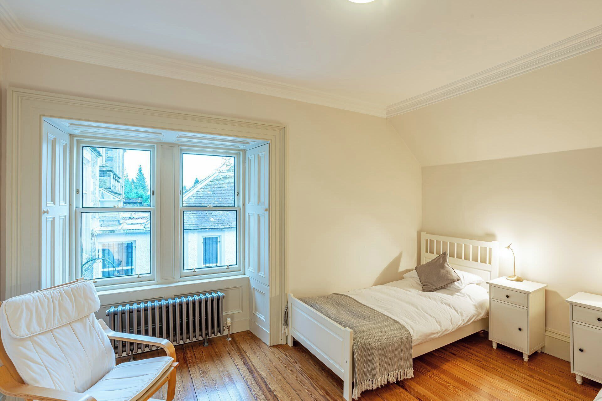 5 bedrooms, iron/ironing board, travel crib, WiFi