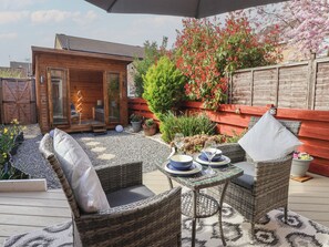 Cottage | Interior - 127 Bellhouse Way (York)