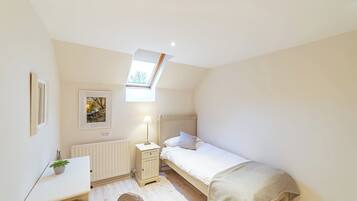 4 bedrooms, iron/ironing board, travel crib, WiFi