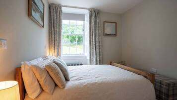 2 bedrooms, iron/ironing board, travel crib, WiFi