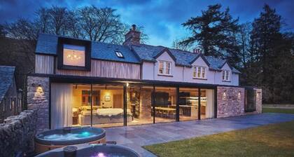 Skyfall is a luxurious, scenic getaway in the western Lake District for up to 16 guests