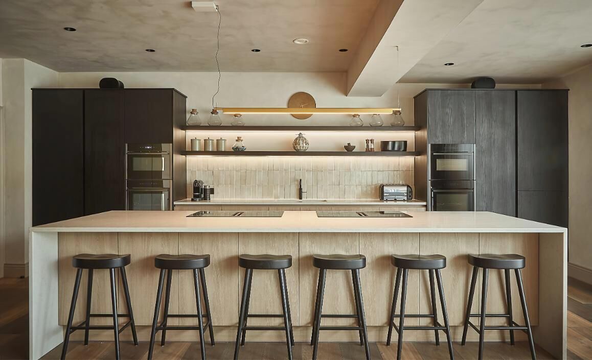 Réfrigérateur, micro-ondes, four, lave-vaisselle