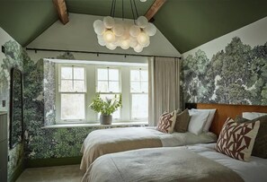 8 Schlafzimmer, Schreibtisch, Bügeleisen/Bügelbrett, kostenloses WLAN