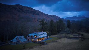 Unclassified image, 4 of 50, button - Skyfall is a luxurious, scenic getaway in the western Lake District for up to 16 guests (Lake District)