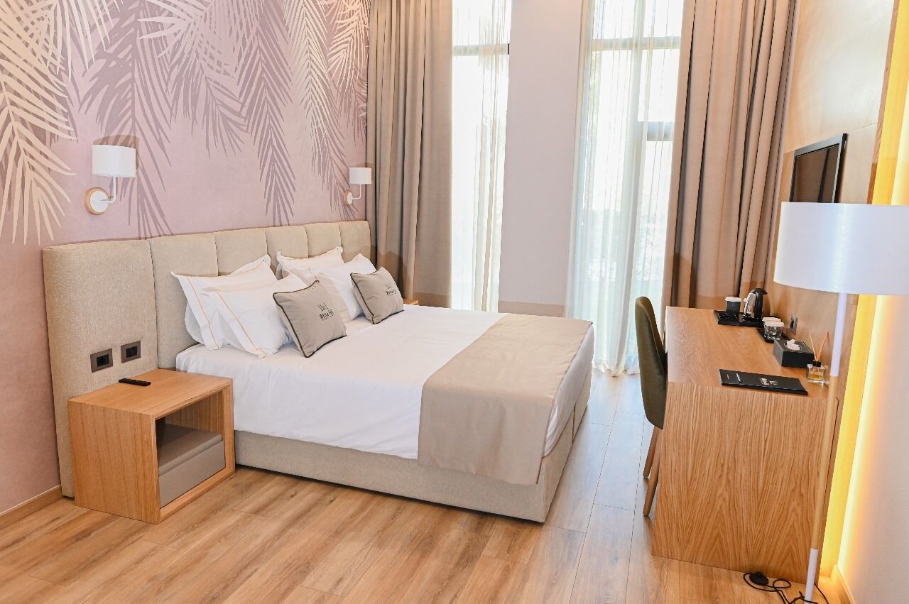 Classic Double Room | Hypo-allergenic bedding, minibar, desk, soundproofing