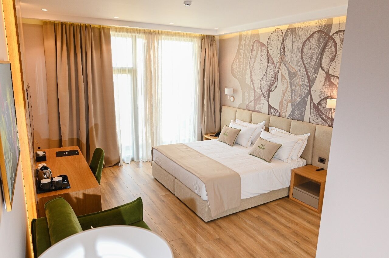 Panoramic Triple Room | Hypo-allergenic bedding, minibar, desk, soundproofing