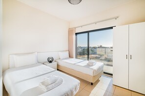 6 bedrooms, in-room safe, iron/ironing board, free WiFi