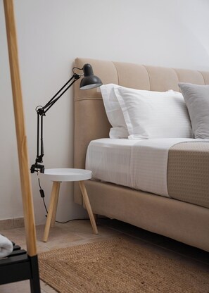 3 bedrooms, soundproofing, iron/ironing board, travel cot