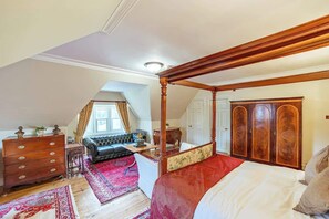 4 chambres, fer et planche à repasser, lit de bébé portatif, Wi-Fi