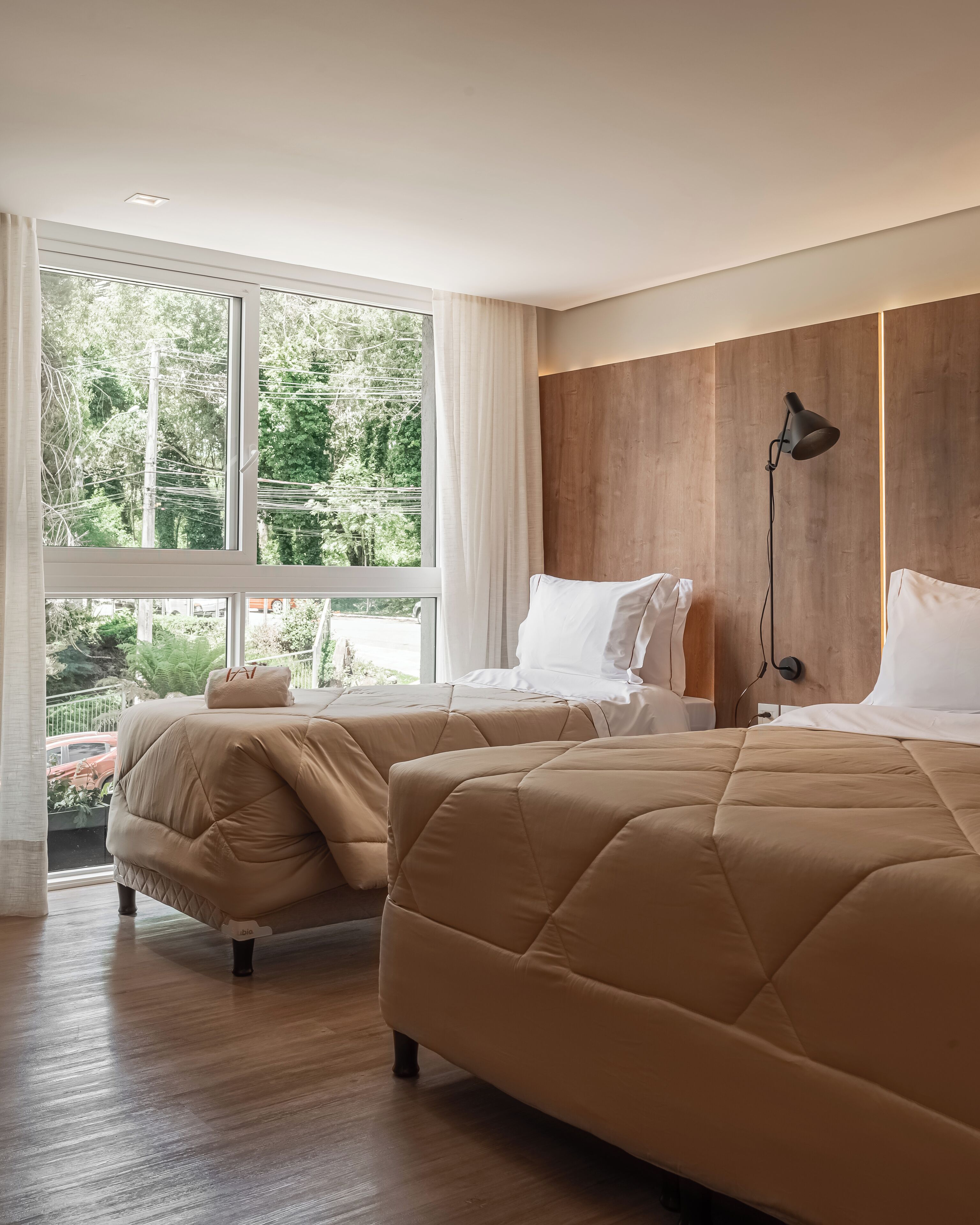 Deluxe Triple Room | In-room safe, blackout drapes, free WiFi