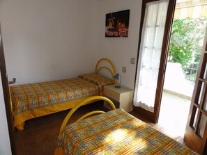 2 bedrooms