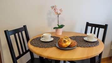 Huoneisto | Ruokailu omassa huoneessa