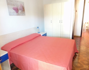2 bedrooms