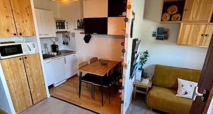 The SAMS, our flat in a ski resort