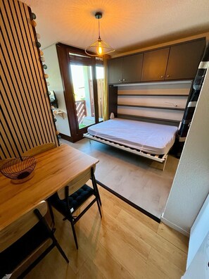 2 Schlafzimmer, Bettwäsche