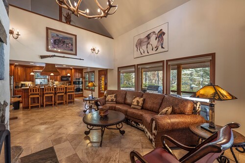 The Moose’s Retreat - nestled in the trees in the Aspens.