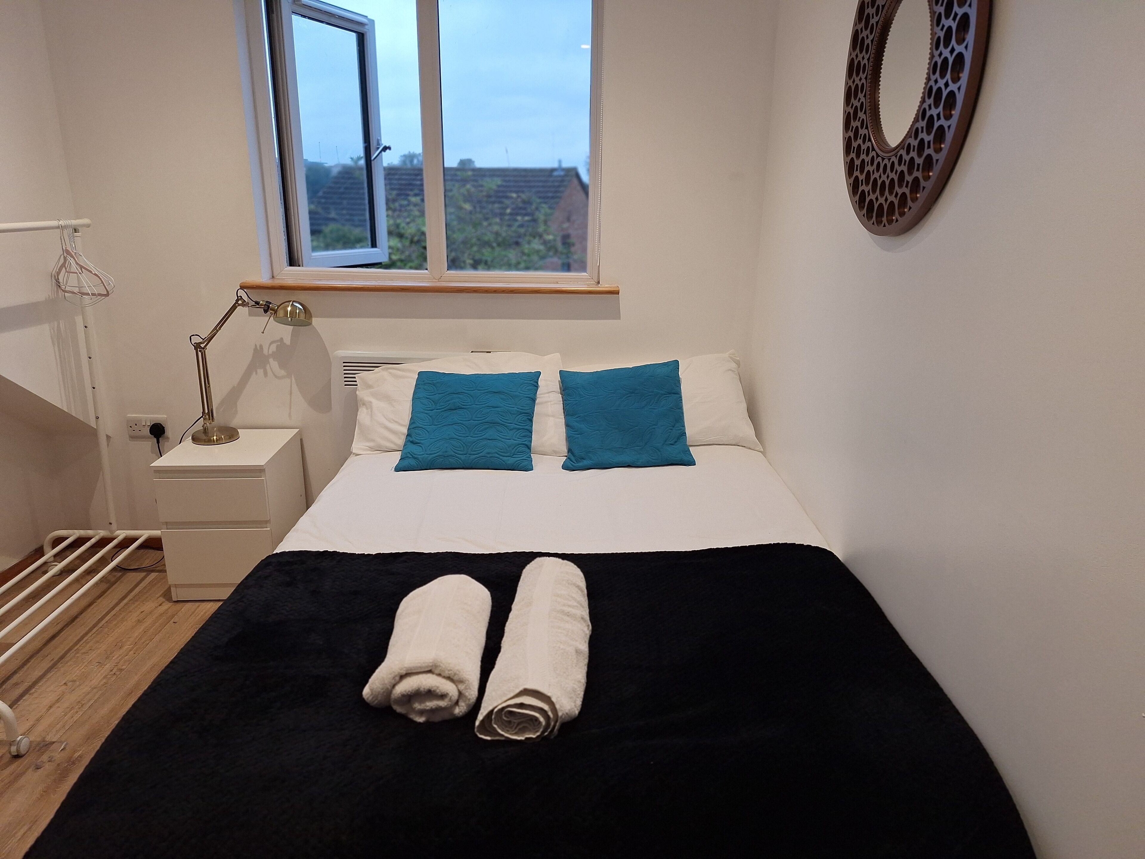 Casa, 4 habitaciones, para fumadores, vista al jardín | 4 habitaciones 