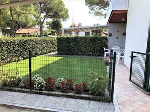 Terrace/patio - Apartment with garden in Bibione (Bibione)