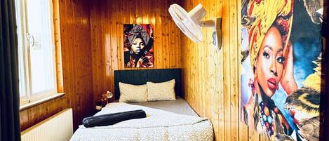 10 chambres, draps fournis