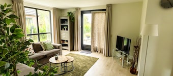 Peaceful Bungalow Near Forest Edge