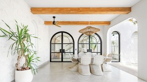 Unclassified image, 5 of 41, button - Casa Contenta Canggu (Canggu)